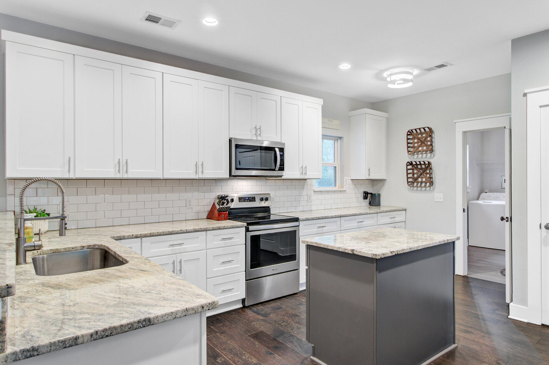 6190 Buttonbush Drive Ravenel, SC 29470 - Photo 18 of 49 18_18_mls