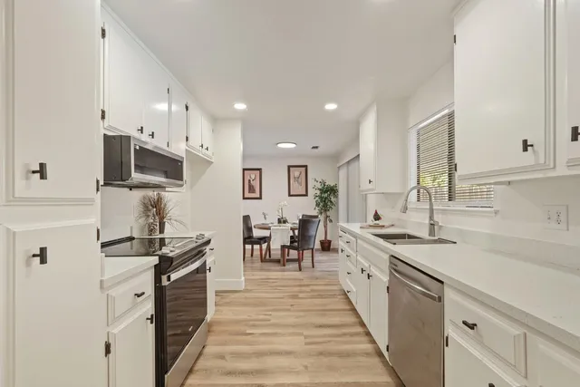 $495,950 | 2260 South Ham Lane, Lodi, CA 95240