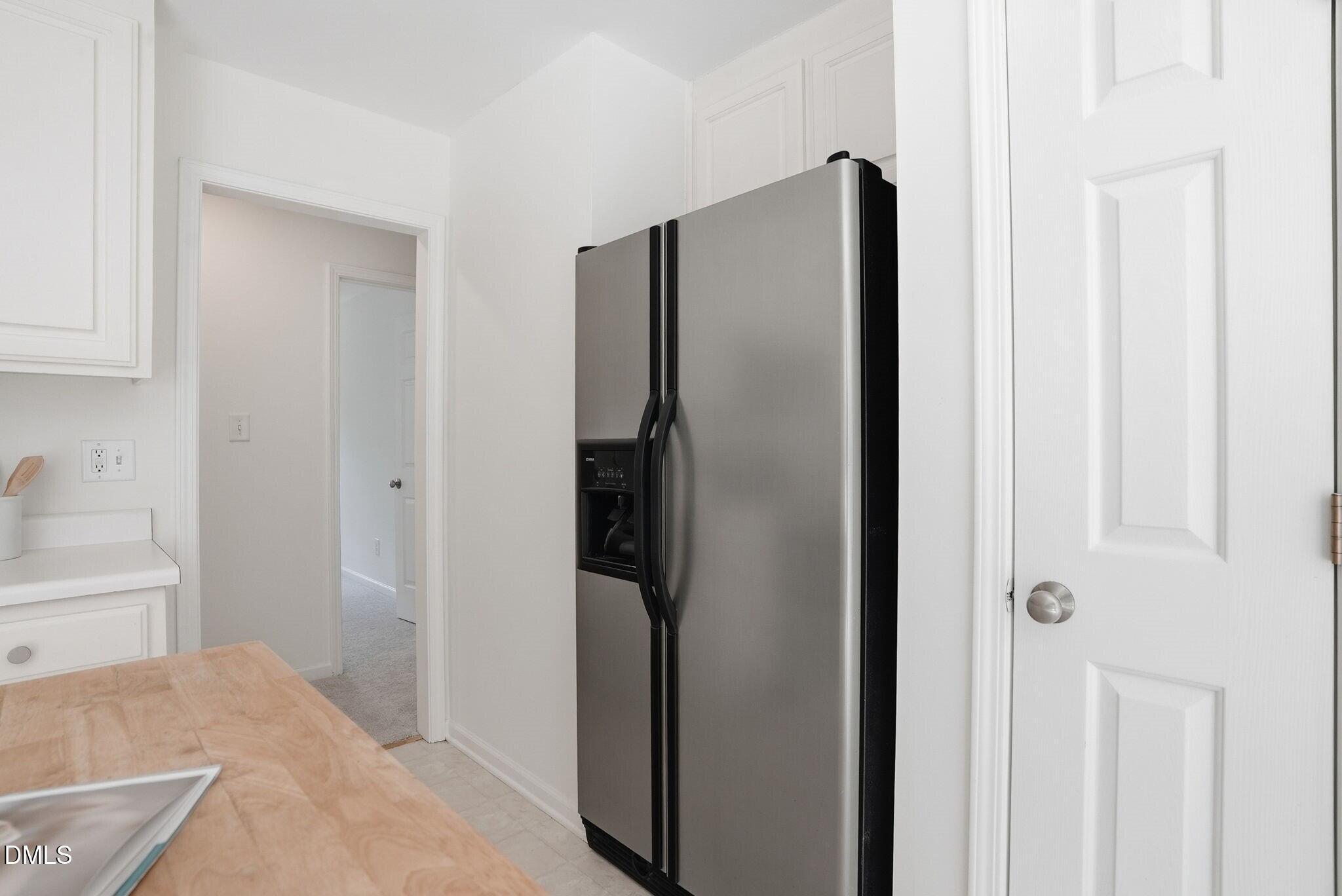 8013 Tobin Place Raleigh, NC 27612 - Photo 12 of 46 016_8013 Tobin Place27
