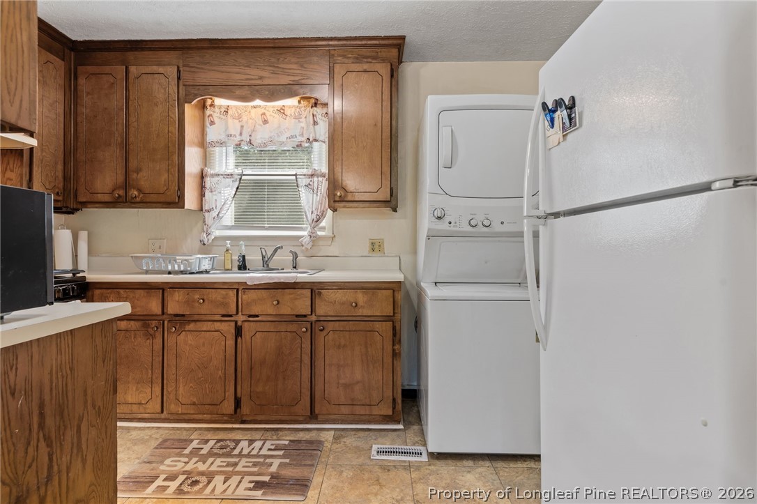 1204 Townsends Chapel Road Pembroke, NC 28372 - Photo 5 of 39