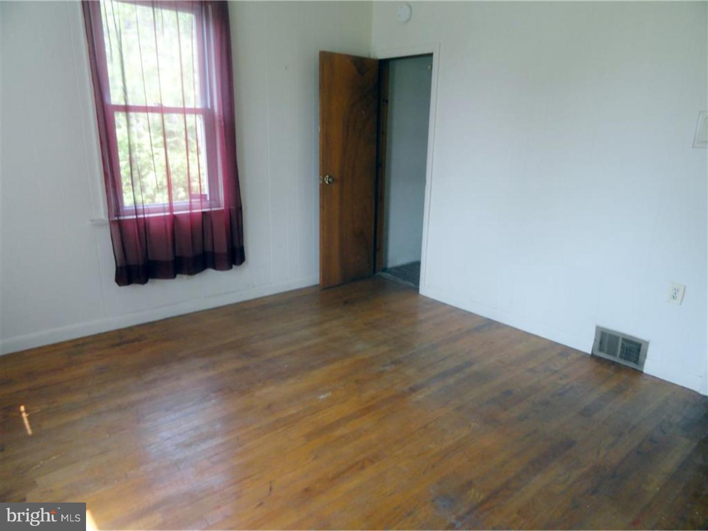 595 South Mill Road Vineland, NJ 08360 - Photo 11 of 14 Gallery Image 11