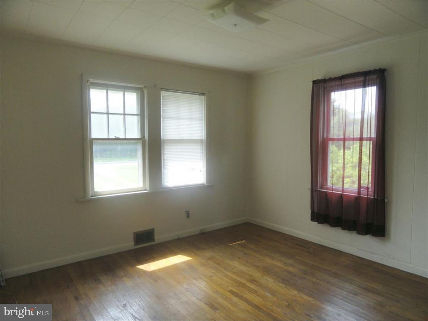 595 South Mill Road Vineland, NJ 08360 - Photo 10 of 14 Gallery Image 10