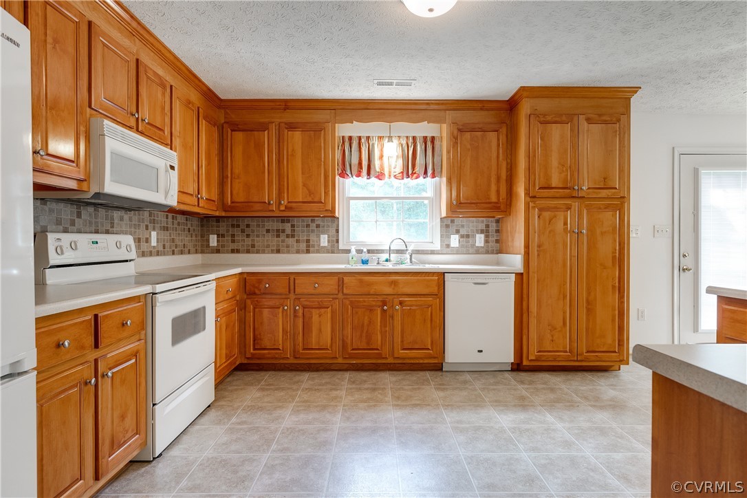 17020 Jolly Road Disputanta, VA 23842 - Photo 13 of 35 Gallery Image 13