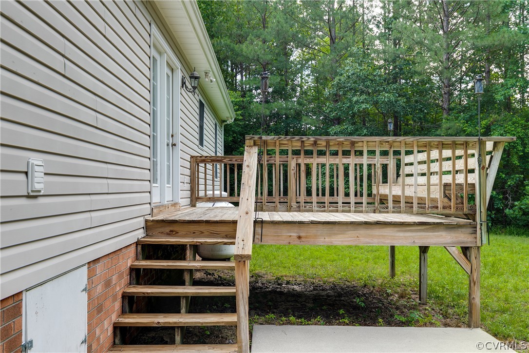 17020 Jolly Road Disputanta, VA 23842 - Photo 6 of 35 Gallery Image 6