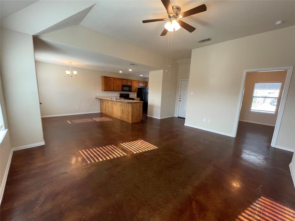 100 Crossbow Court, Unit 102 Weatherford, TX 76088 - Photo 1 of 21