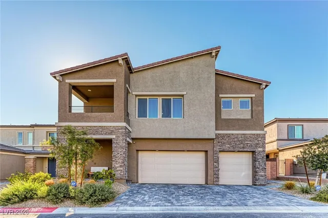 $819,900 | 10069 Desert Azure Street, Las Vegas, NV 89178