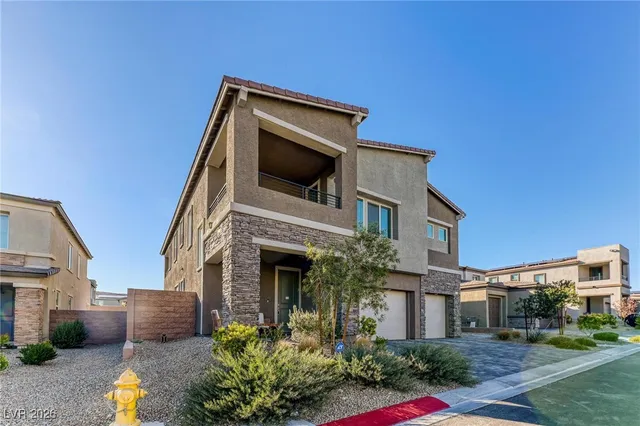 $819,900 | 10069 Desert Azure Street, Las Vegas, NV 89178