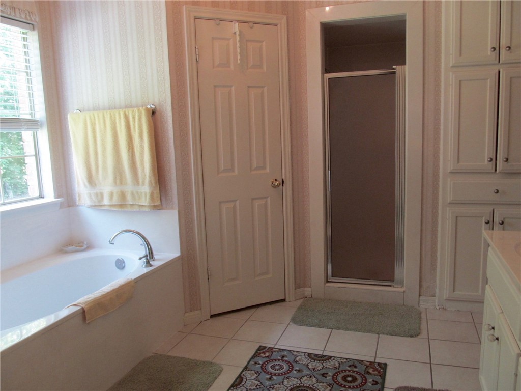 229 Chapman Road Hewitt, TX 76643 - Photo 6 of 13