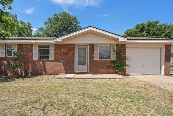 $145,000 | 407 North 5th Street, Vega, TX 79092