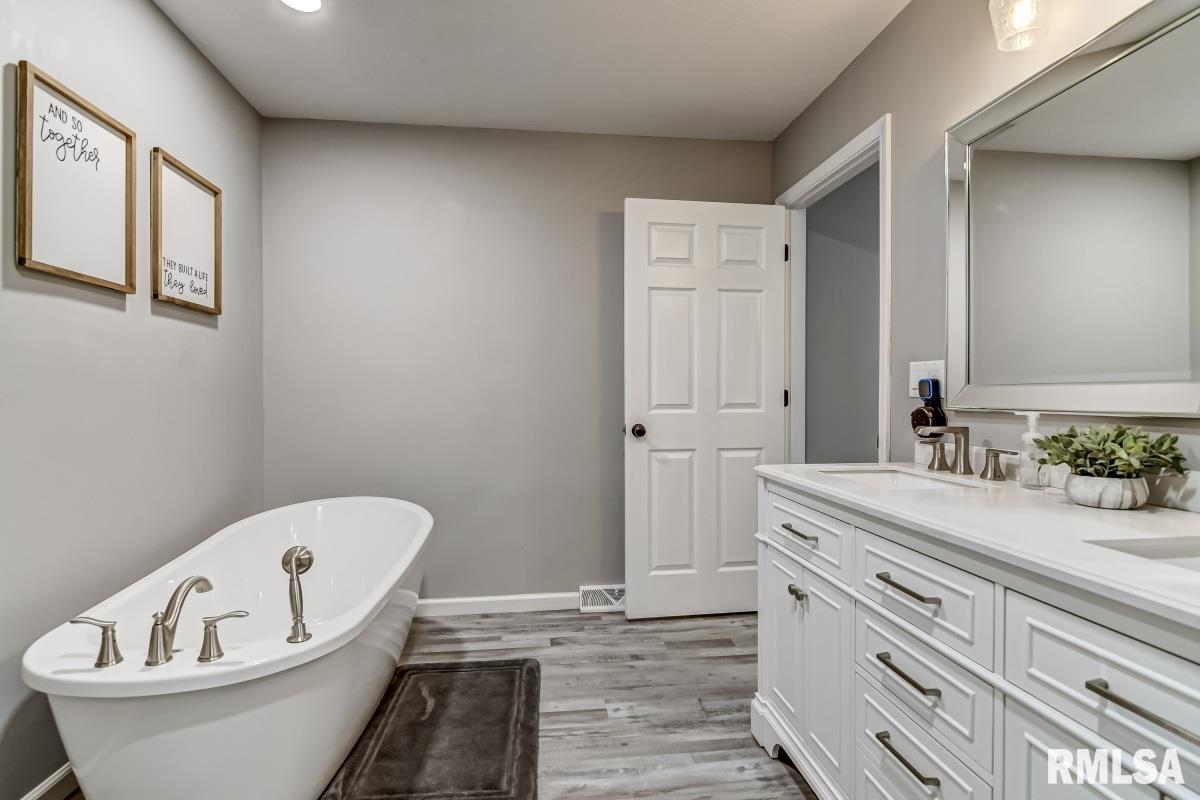 2509 Sherborn Road Springfield, IL 62702 - Photo 17 of 31