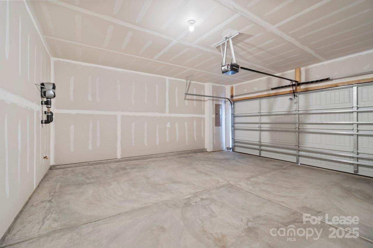 808 Lew Drive Pineville, NC 28134 - Photo 5 of 36