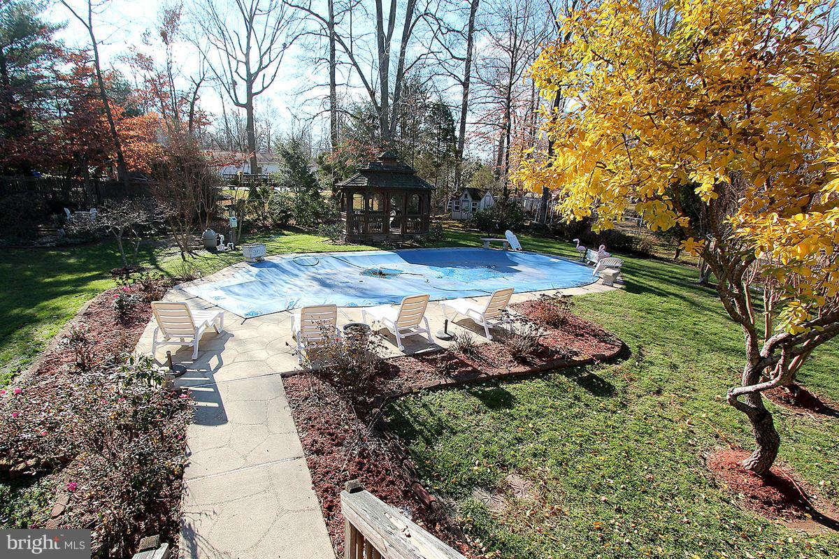 8705 Edison Lane Clinton, MD 20735 - Photo 22 of 28 Exterior (General)