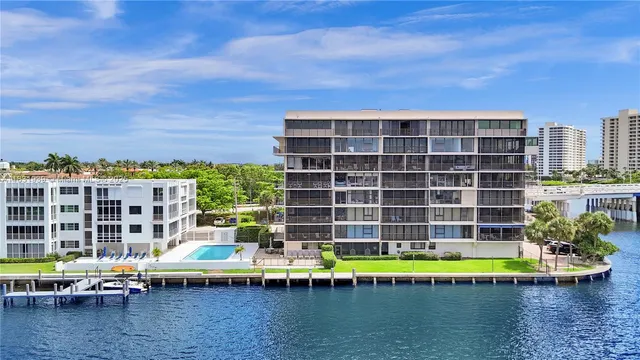 $10,000 | 900 Northeast Spanish River Boulevard, Unit 5C & 5E, Boca Raton, FL 33431