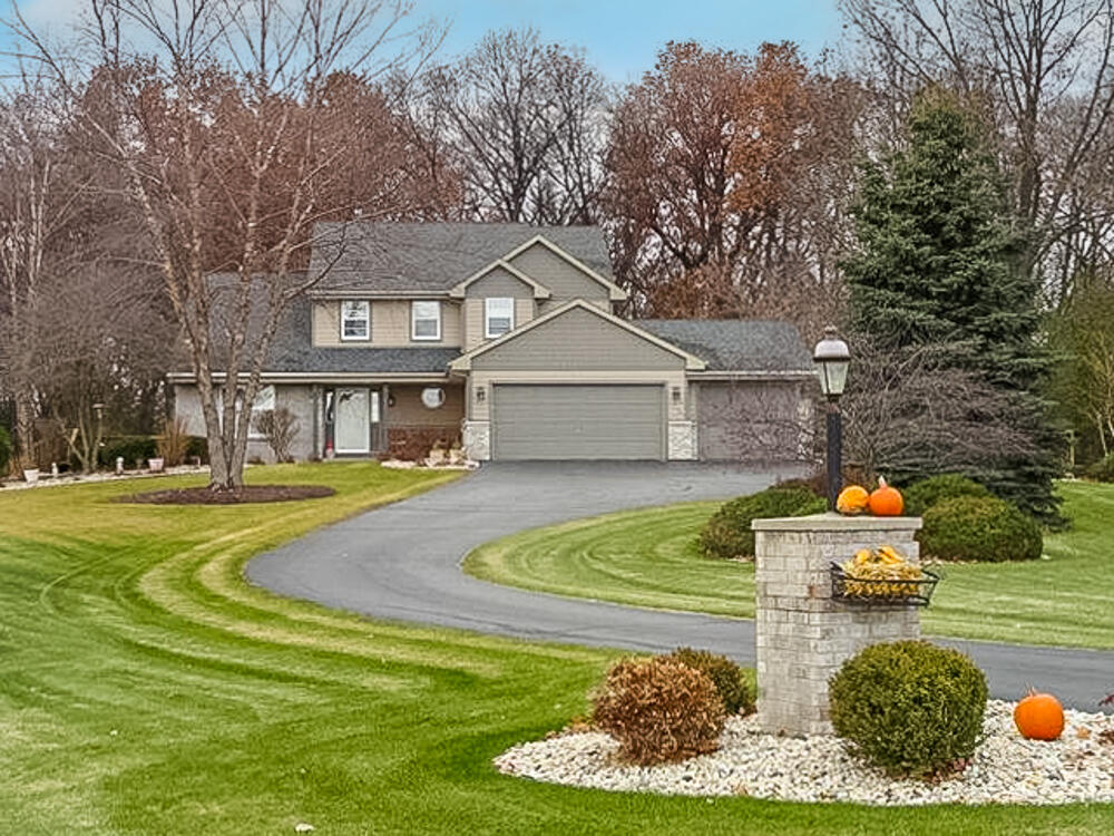 N3659 Oak Hill Street, Delavan, WI 53115 Compass