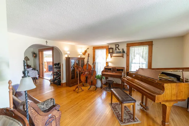 $585,000 | 1392 Red Brick Road, Dixon, IL 61021