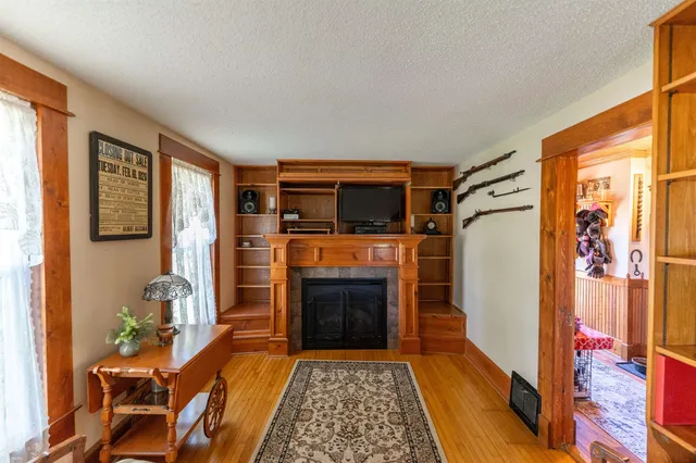 $585,000 | 1392 Red Brick Road, Dixon, IL 61021