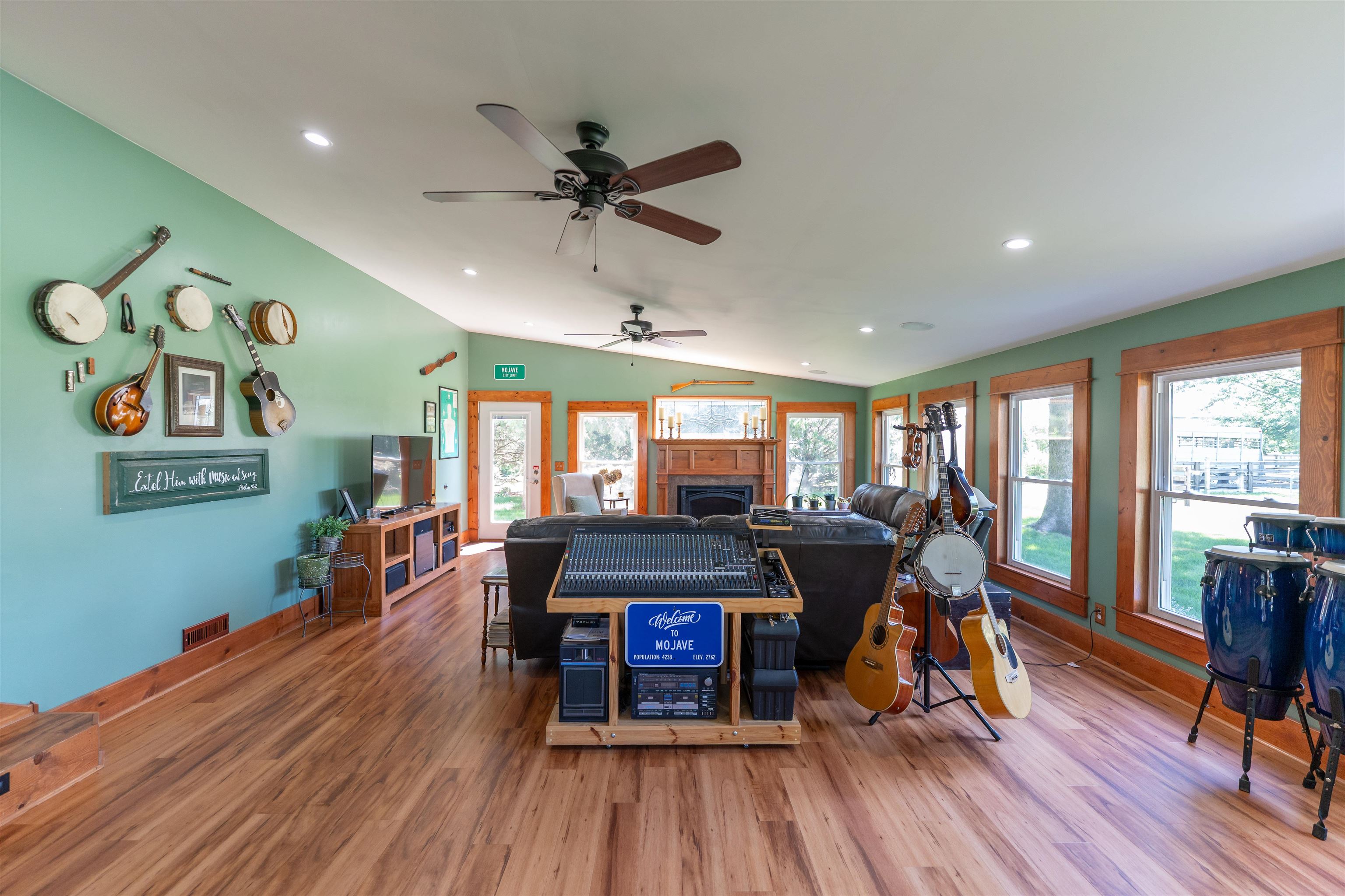 1392 Red Brick Road Dixon, IL 61021 - Photo 55 of 99