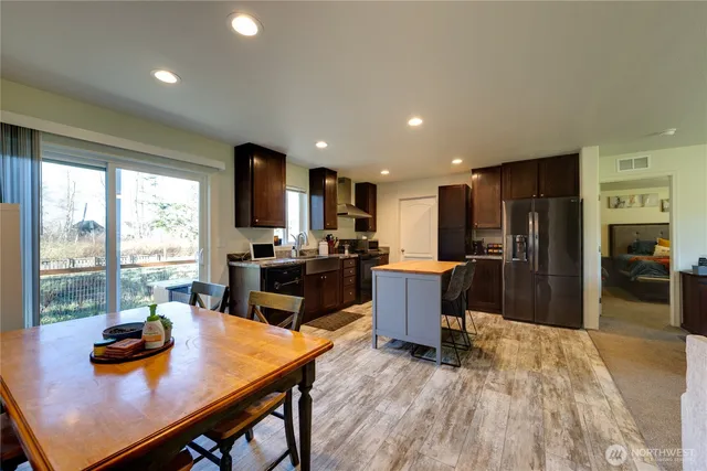 $420,000 | 371 East Mayer Street, Coupeville, WA 98239