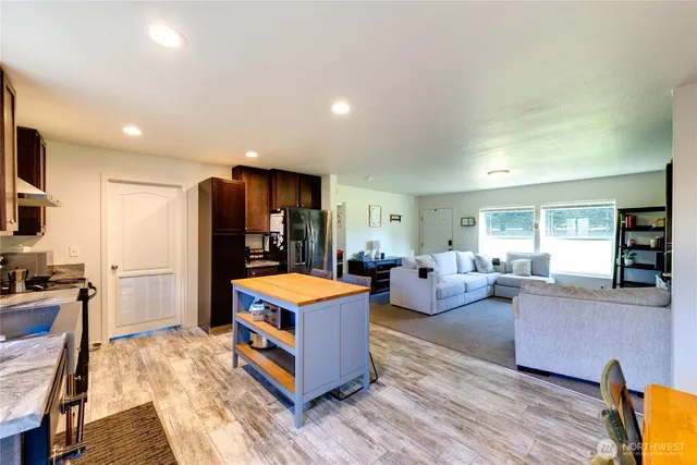 $420,000 | 371 East Mayer Street, Coupeville, WA 98239