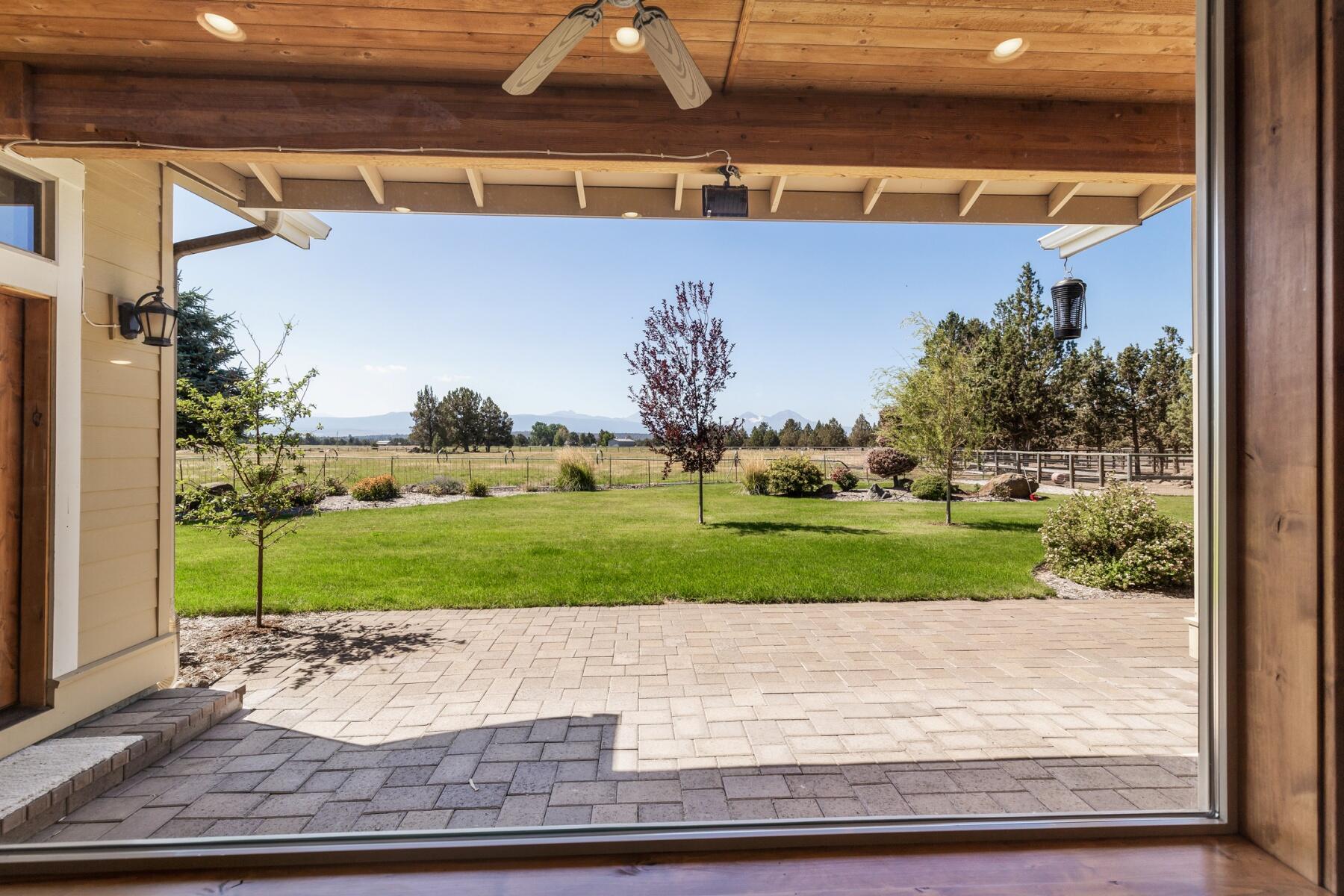 18929 Couch Market Road Bend, OR 97703 - Photo 32 of 57 batch_32
