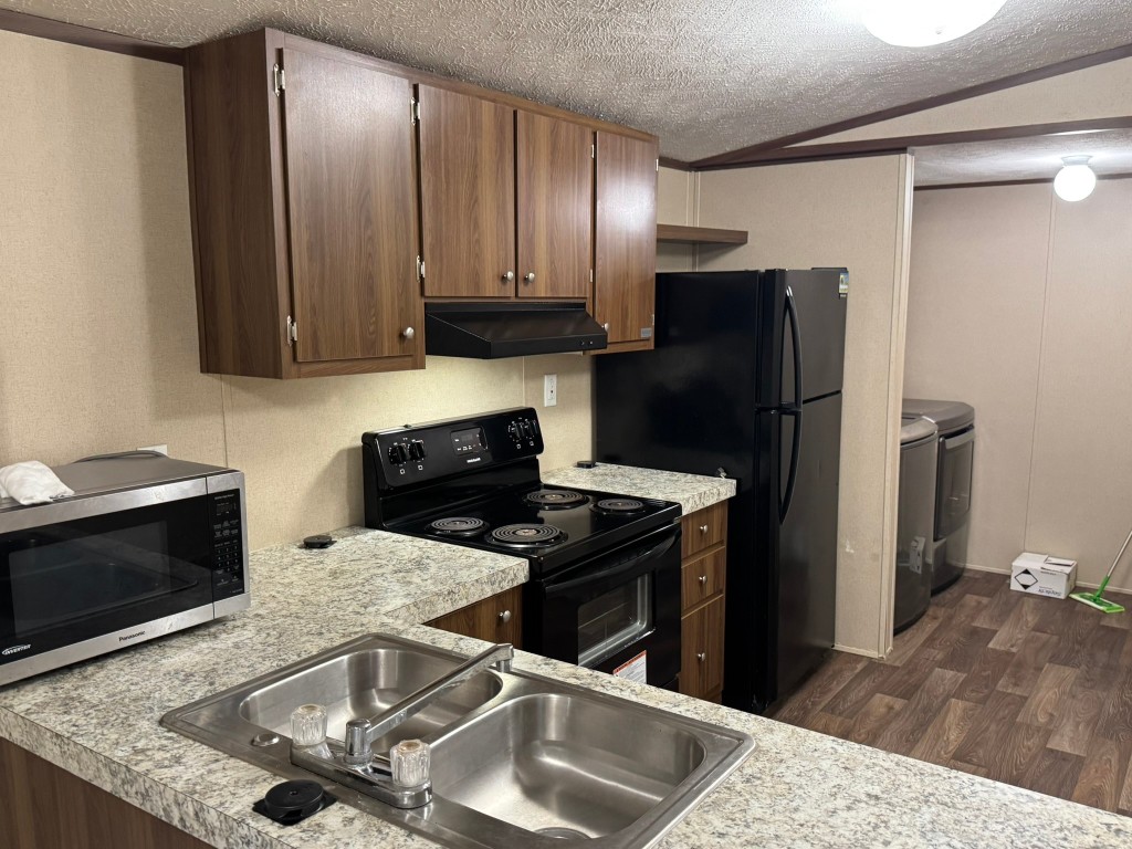 4773 Lord Road Crosby, TX 77532 - Photo 13 of 26