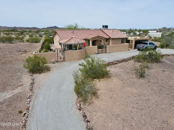 $420,000 | 42832 La Posa Road, Bouse, AZ 85325