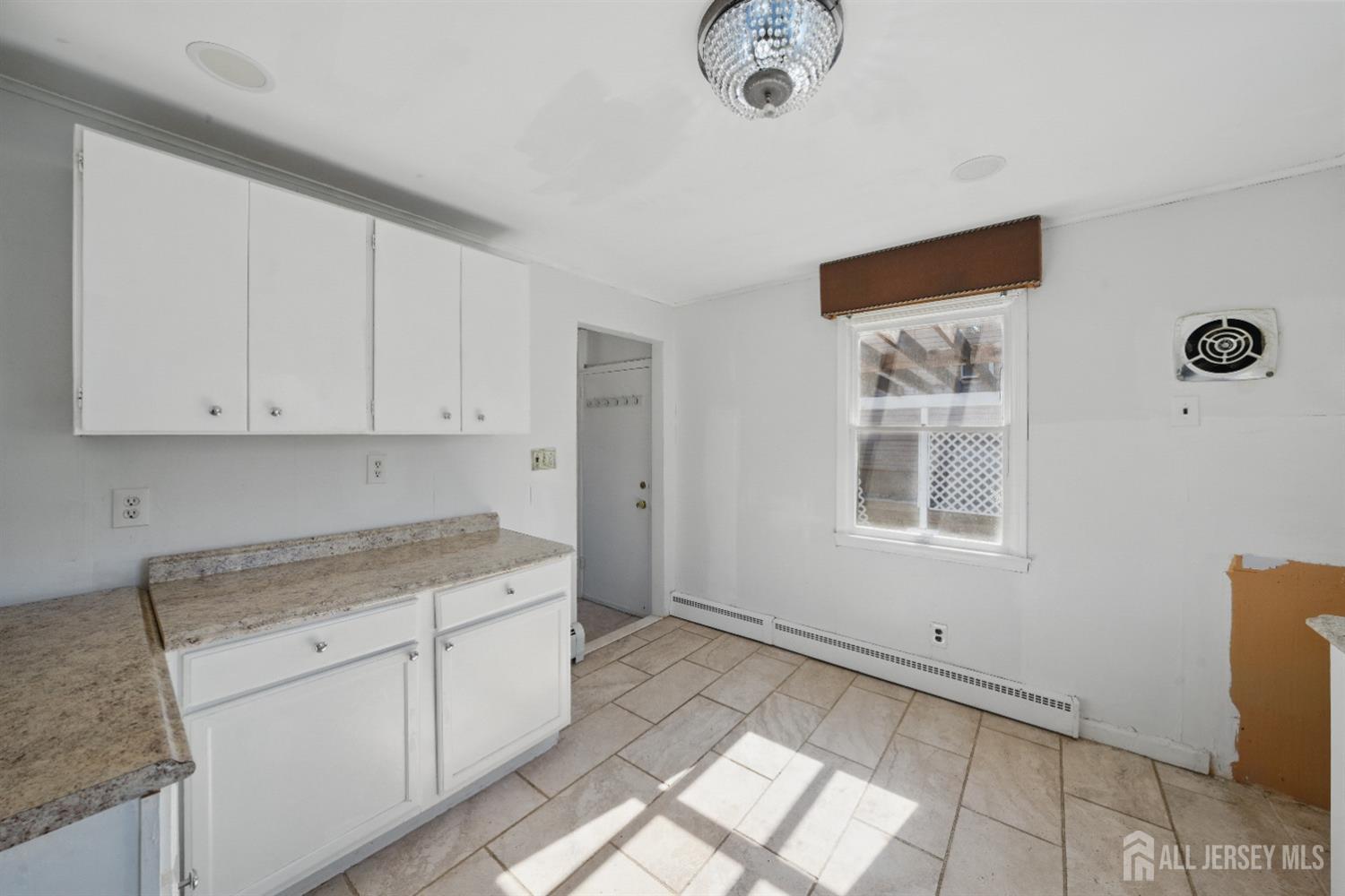 94 South Hill Road Colonia, NJ 07067 - Photo 8 of 31