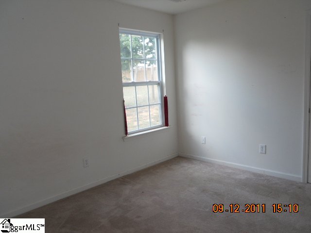 116 Pine Needle Road Piedmont, SC 29673 - Photo 11 of 13 Gallery Image 11