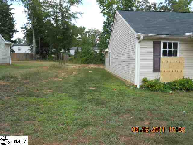 116 Pine Needle Road Piedmont, SC 29673 - Photo 4 of 13 Gallery Image 4