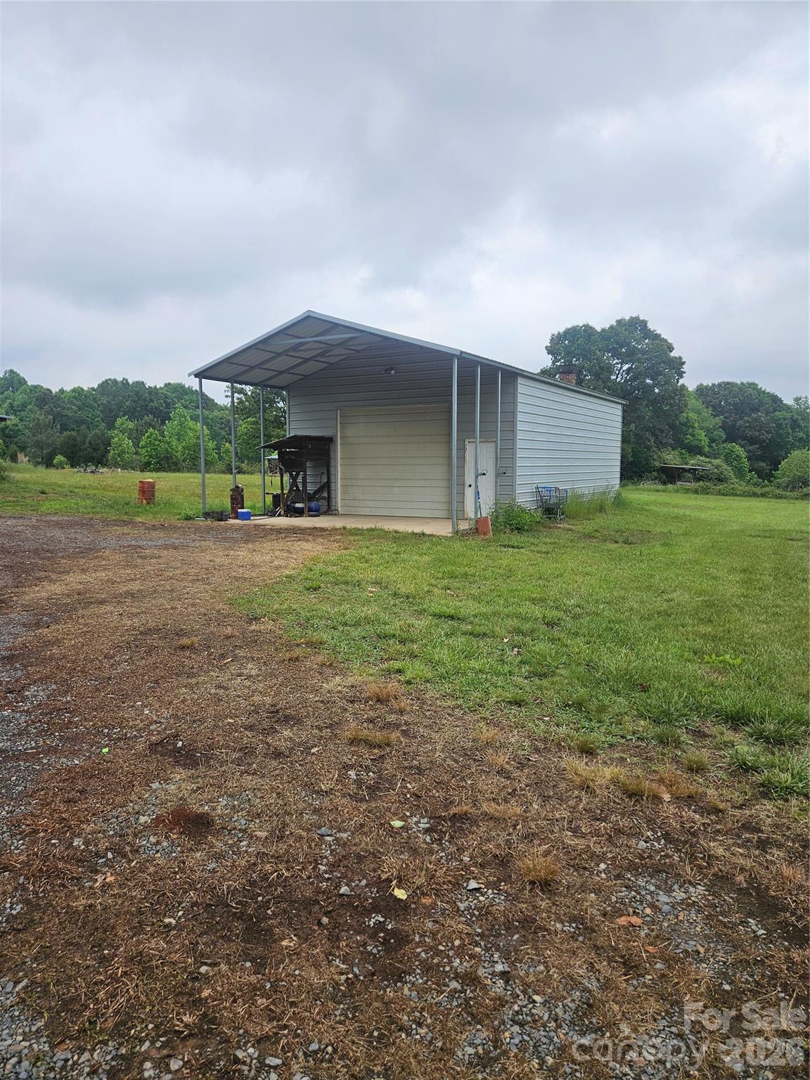 32049 Kendalls Church Road New London, NC 28127 - Photo 5 of 24