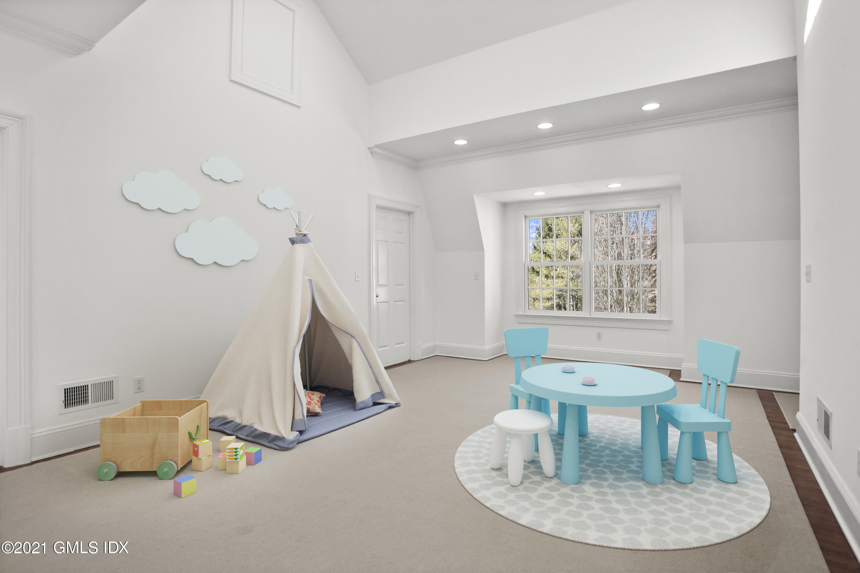 7 Desiree Drive Greenwich, CT 06830 - Photo 29 of 39 a view of a livingroom with furniture and a table