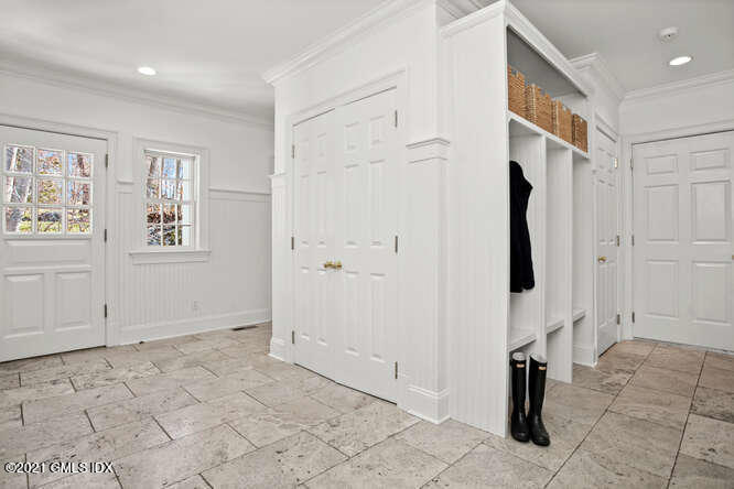 7 Desiree Drive Greenwich, CT 06830 - Photo 34 of 39 a view of an empty room