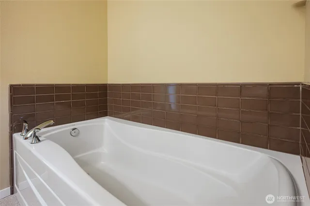 a bathroom with a bathtub