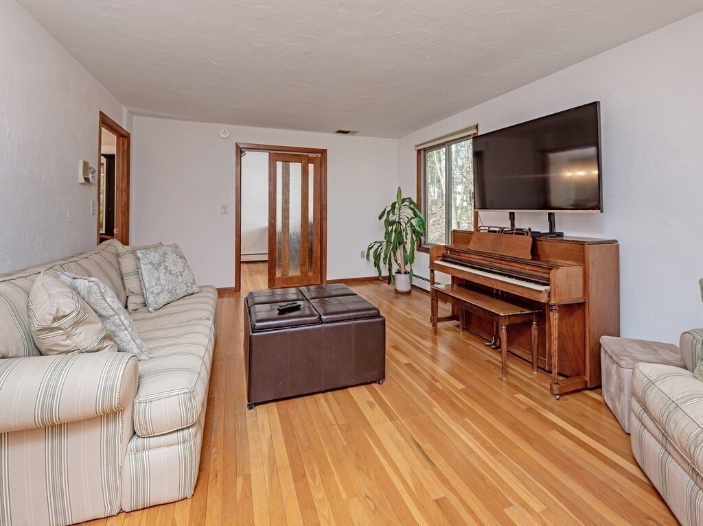 56 Teresa Road Hopkinton, MA 01748 - Photo 21 of 34 Gallery Image 21
