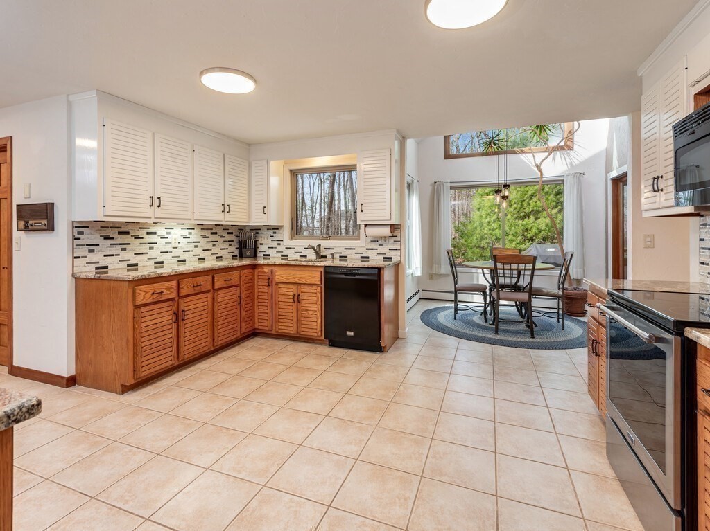 56 Teresa Road Hopkinton, MA 01748 - Photo 9 of 34 Gallery Image 9