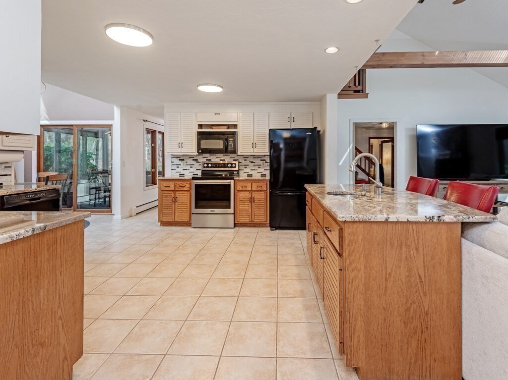 56 Teresa Road Hopkinton, MA 01748 - Photo 10 of 34 Gallery Image 10