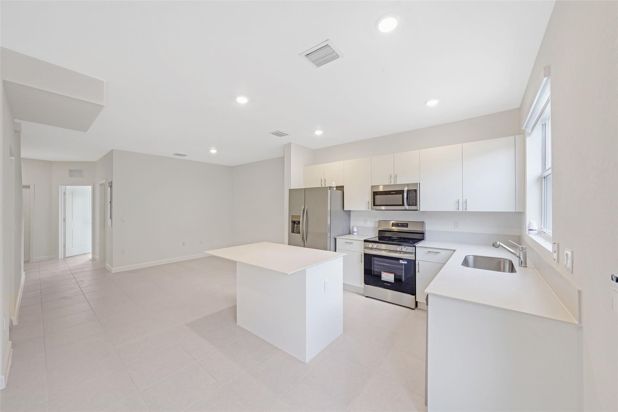 17845 Southwest 356th Street Homestead, FL 33034 - Photo 6 of 43 Photo 6