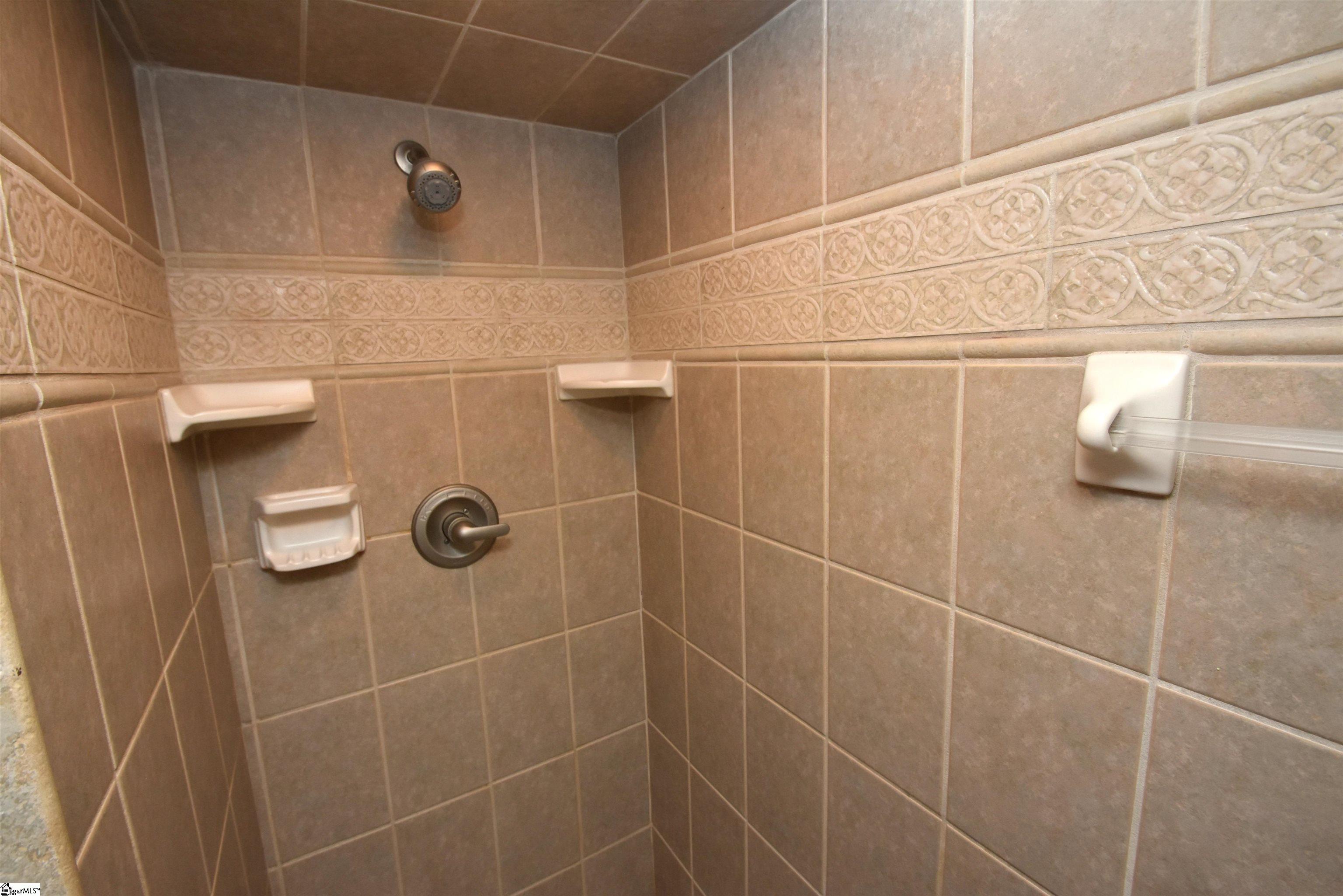 925 Cleveland Street, Unit 23 Greenville, SC 29601 - Photo 18 of 27