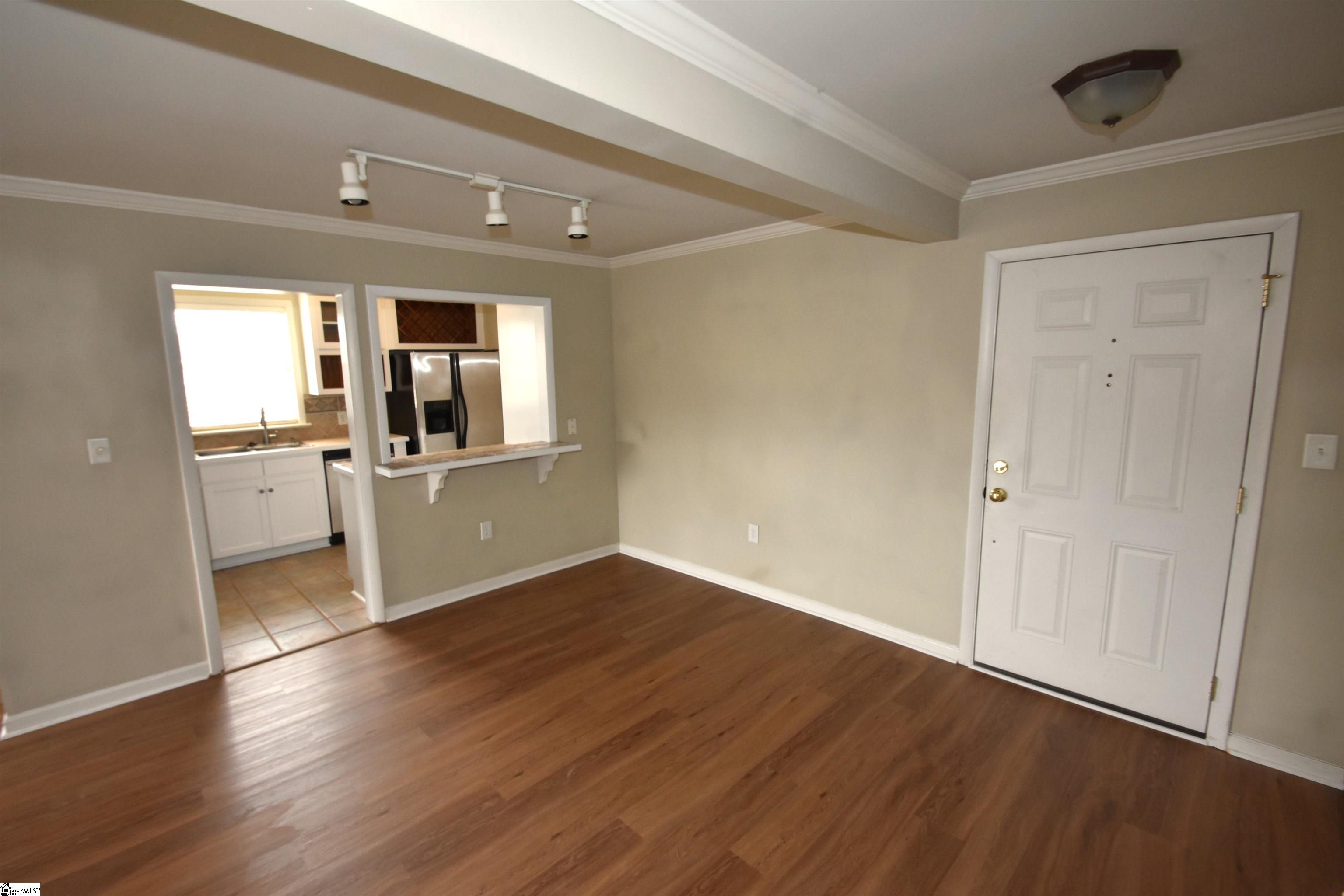 925 Cleveland Street, Unit 23 Greenville, SC 29601 - Photo 4 of 27