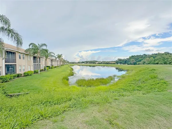 $215,000 | 1003 Fairwaycove Lane, Unit 205, Bradenton, FL 34212