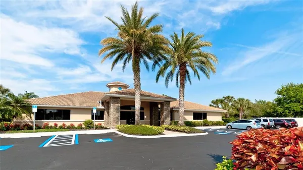 $215,000 | 1003 Fairwaycove Lane, Unit 205, Bradenton, FL 34212