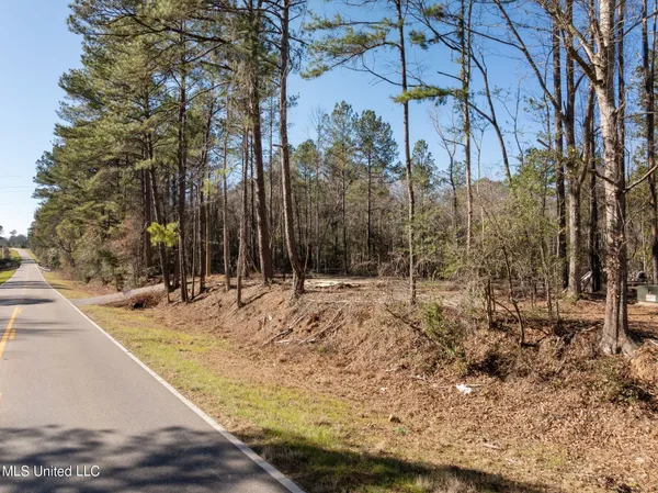 $79,900 | 7.21-acres 7.21-acres Ms-44, Sumrall, MS 39482