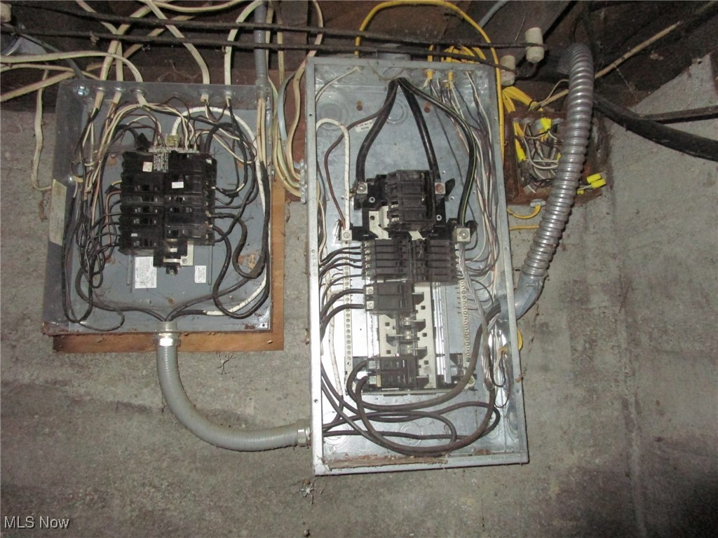 4267 Austin Road Geneva, OH 44041 - Photo 15 of 42 Electrical panel in house