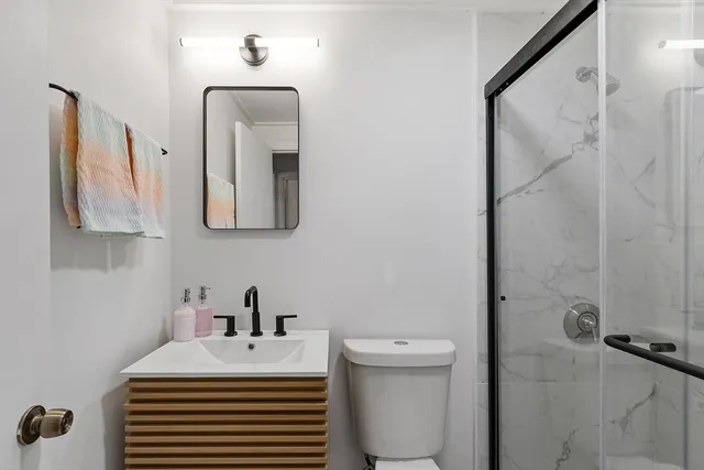 $3,400 | 44 Dana Street, Unit 2, Somerville, MA 02145