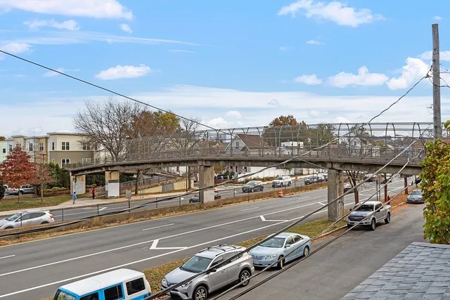 $3,400 | 44 Dana Street, Unit 2, Somerville, MA 02145