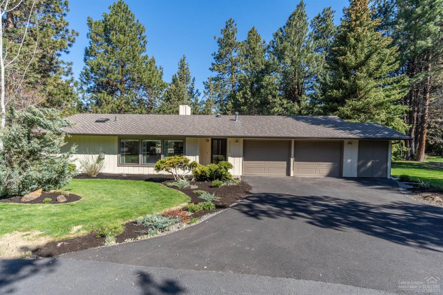 20436 Whistle Punk Road Bend, OR 97702 - Photo 1 of 20 Gallery Image 1