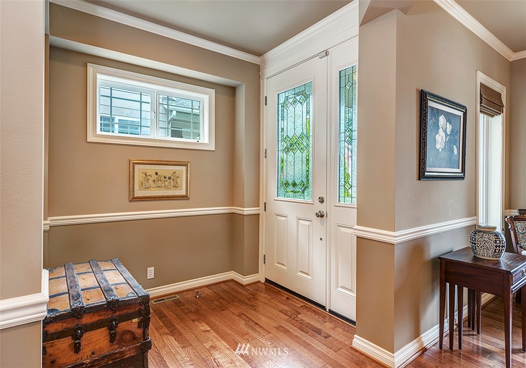 4722 Southeast 2nd Street Renton, WA 98059 - Photo 3 of 24