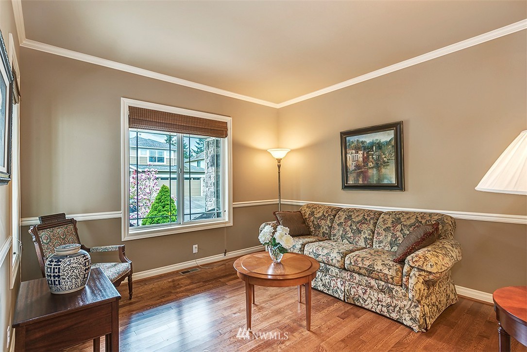 4722 Southeast 2nd Street Renton, WA 98059 - Photo 4 of 24