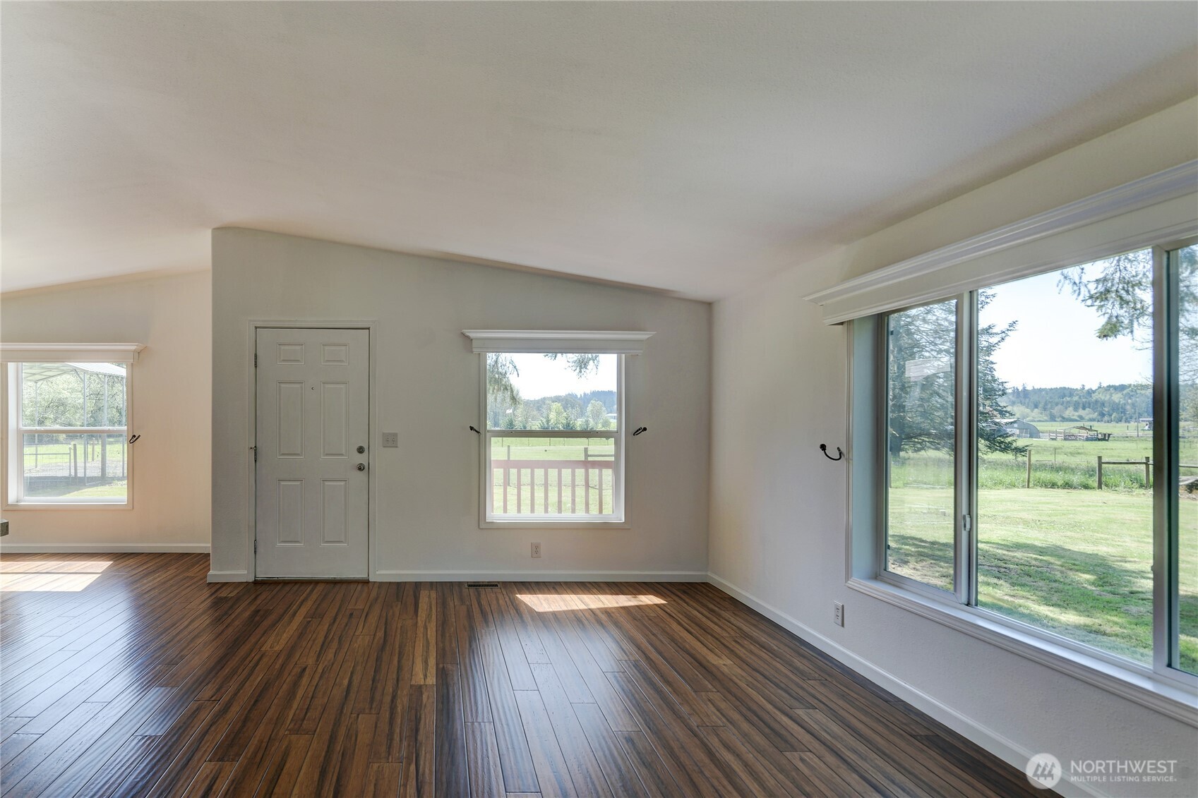 268 East Forest Napavine Road Chehalis, WA 98532 - Photo 11 of 30 Gallery Image 11
