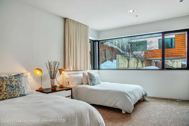 $40,000 | 305 Larkspur Lane, Aspen, CO 81611